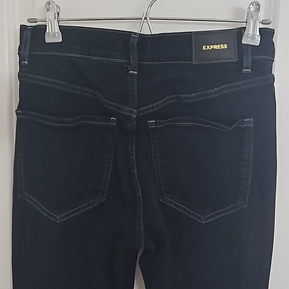 Jean - Picture 4 of 4